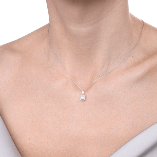 Lănțișor cu pandantiv din aur alb cu diamante Divine Light Necklace