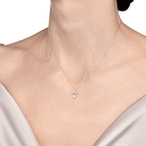 Lănțișor cu pandantiv din aur alb cu diamante Radiant Peak Cross Necklace